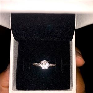 💍Pandora Ring💍 Please read